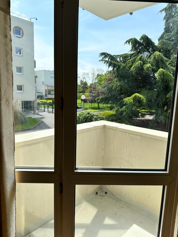 Bel Appartement A 25 Mn De Paris Sartrouville Exterior photo